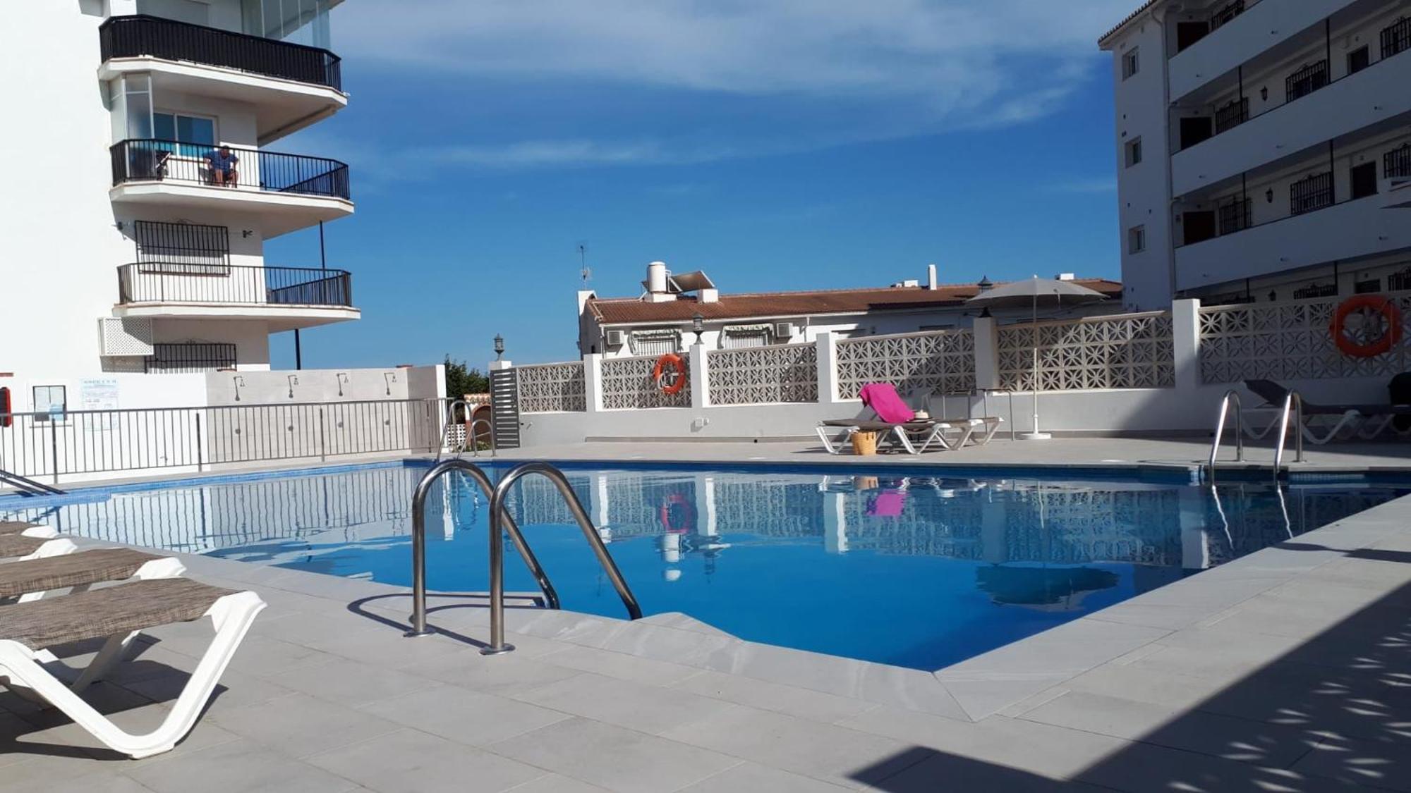Apartamento A Pie De Playa. Нерха Экстерьер фото